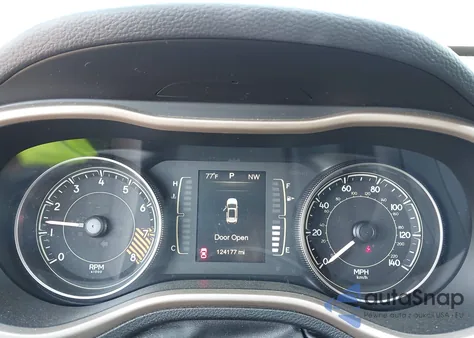 2014 Jeep Cherokee Latitude из США, поврежденный, VIN 1C4PJMCS5EW223039